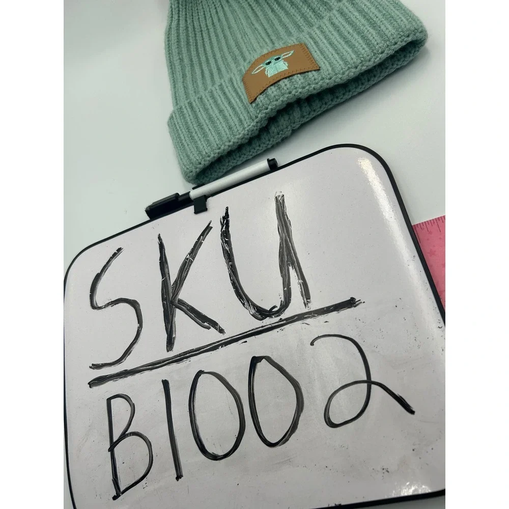 Love Your Melon Star Wars Grogu Baby Yoda Sage Green Pom Beanie Hat B1002